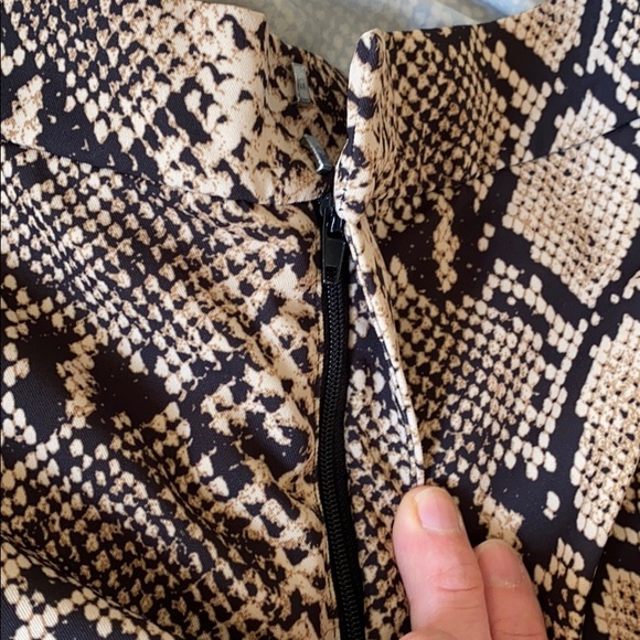 Zara Snakeskin Print Flared Pants (Size Small) - Picture 7 of 8
